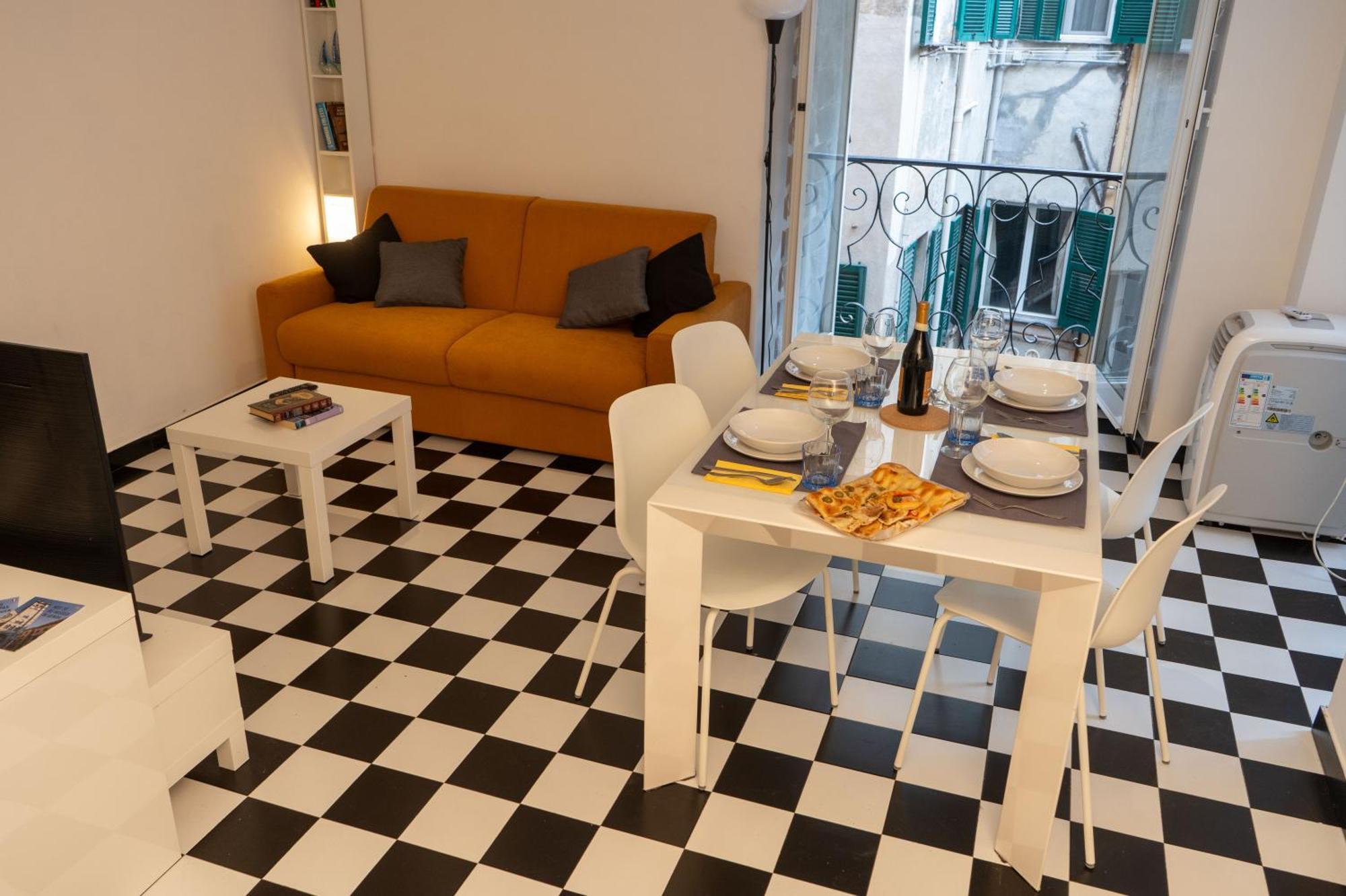 Apartment - Pieno Centro A 2 Passi Dall'acquario Genoa