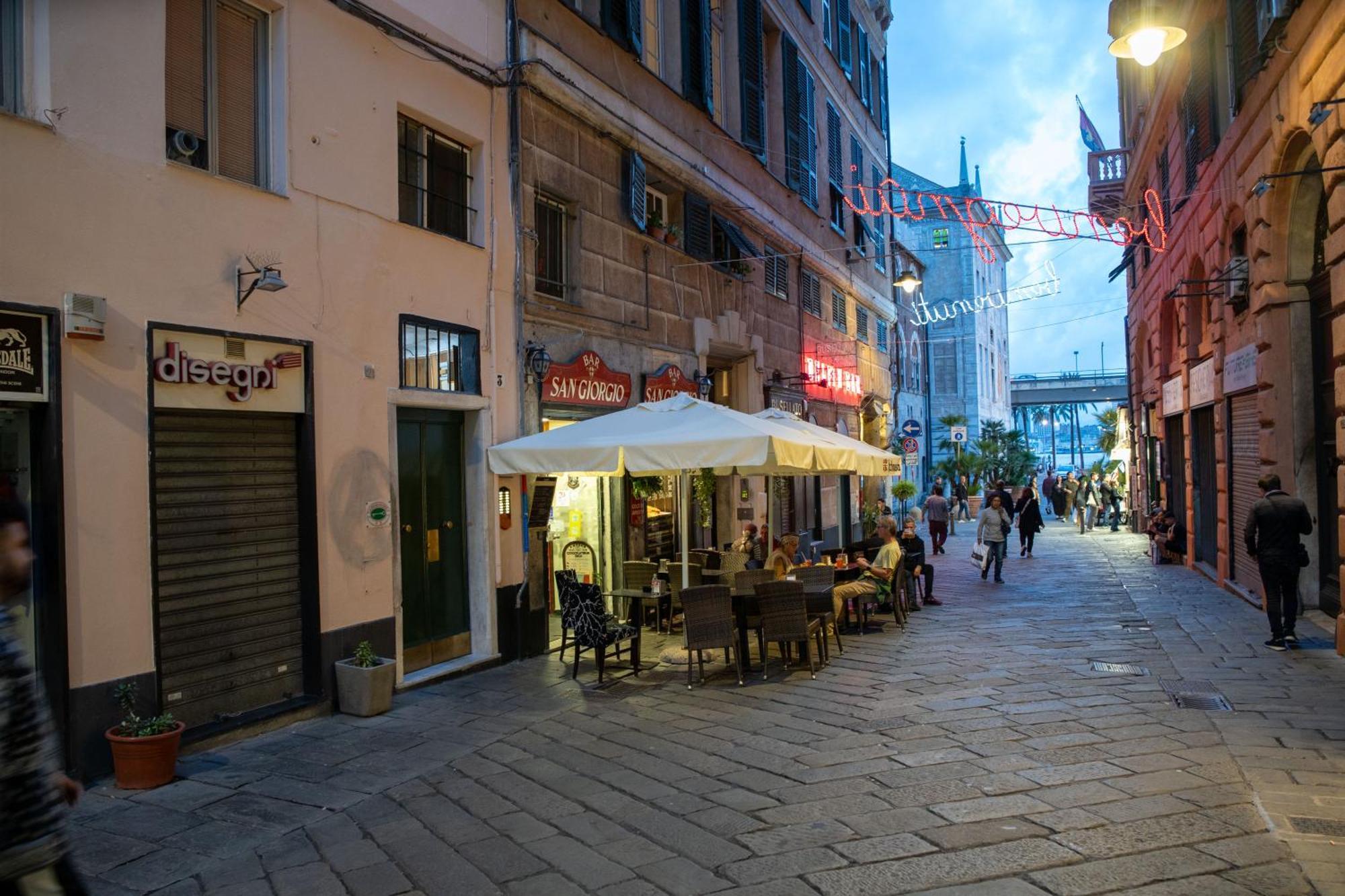 - Pieno Centro A 2 Passi Dall'acquario Apartment
